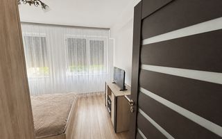 COMISION 0%, Apartament 2 Camere, Etaj 6, Lift, Renovat, Ultracentral - Poză 3