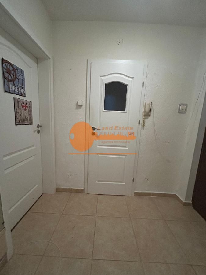 Apartament cu 2 camre in zona Metrou Iancului - Poză 3
