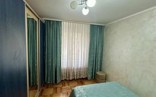 Închiriere Apartament cu 2 camere, decomandat, etaj 1, 10 min metrou Dristor - Poză 3