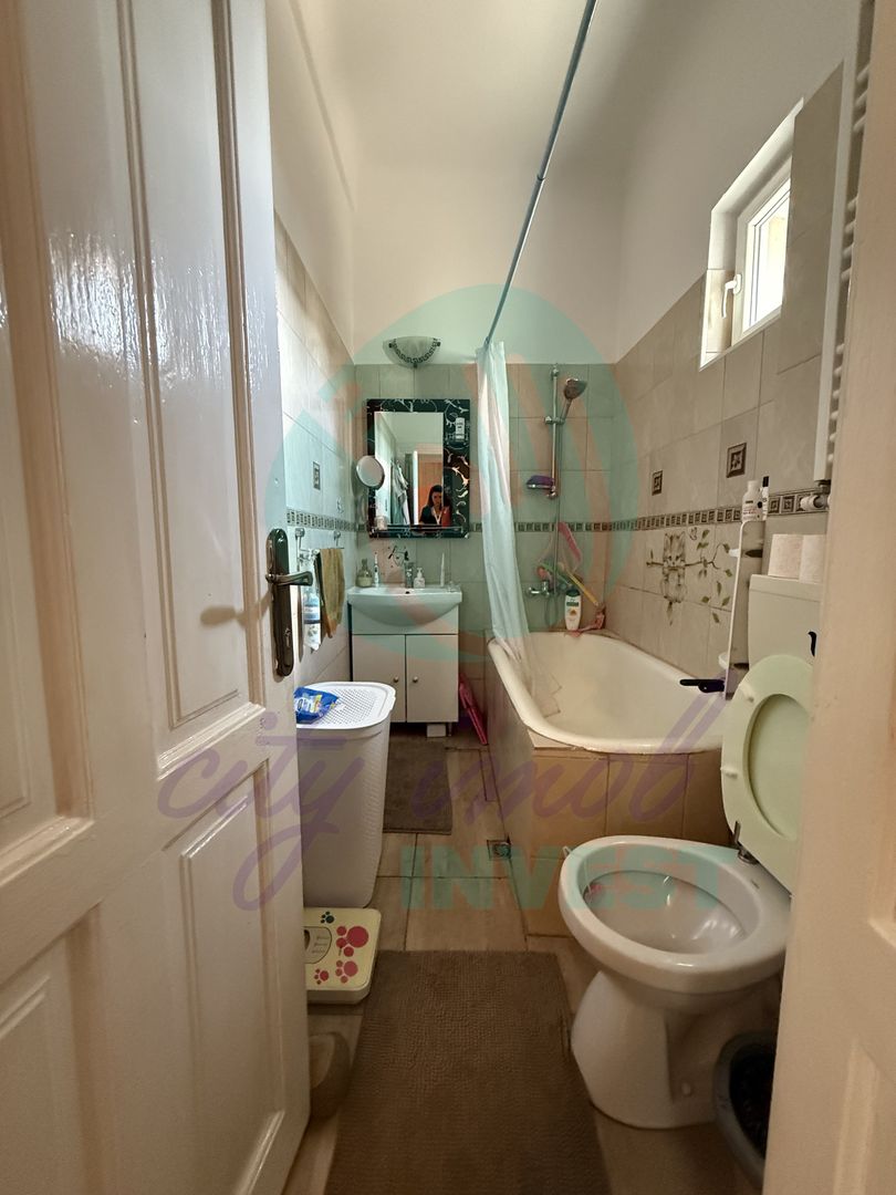 Apartament in vila interbelica, situat intre Pache si Calea Calarasilor - Poză 12