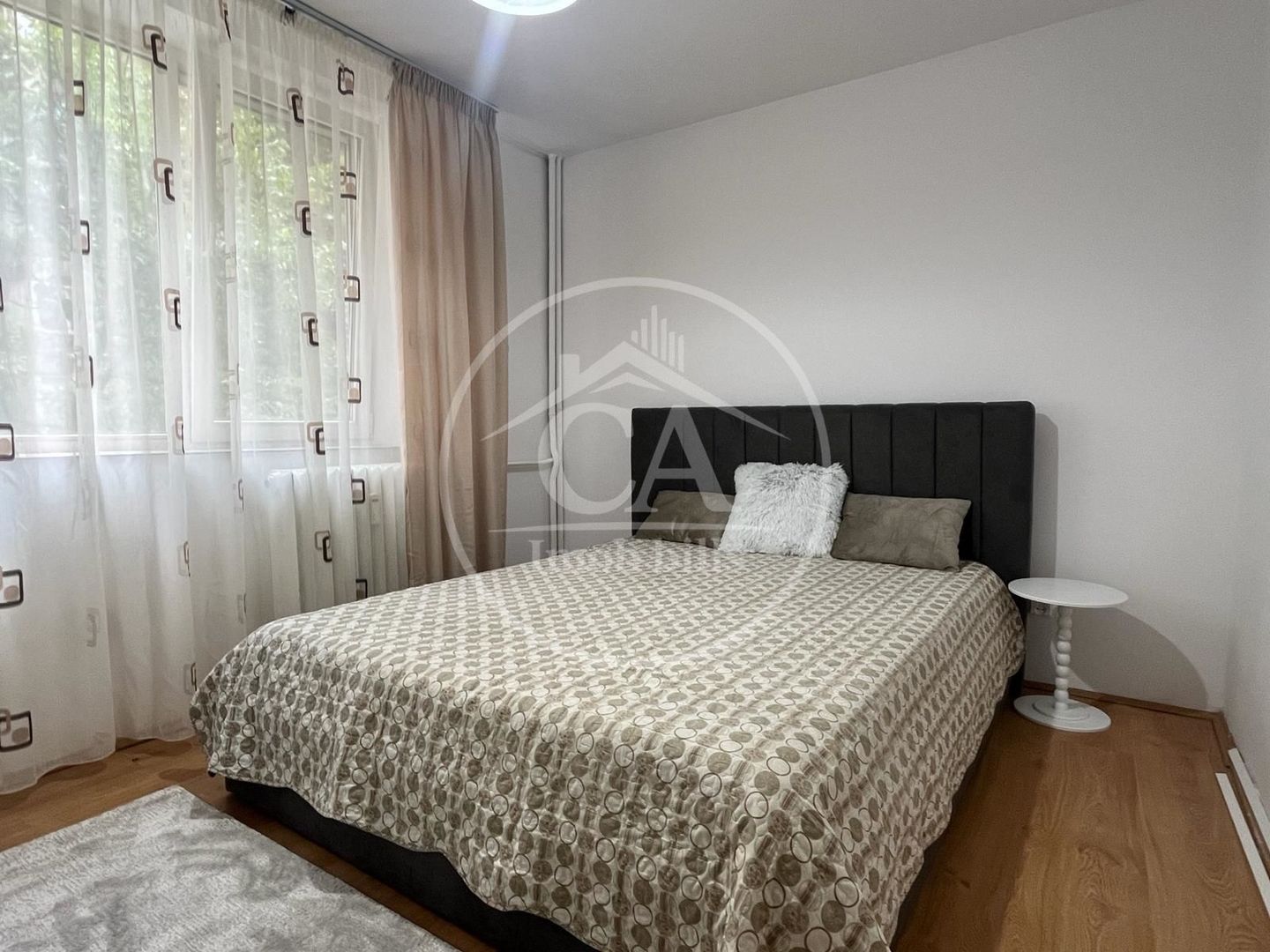 Apartament de închiriat cu 2 camere în zona Dacia, Oradea - Poză 1