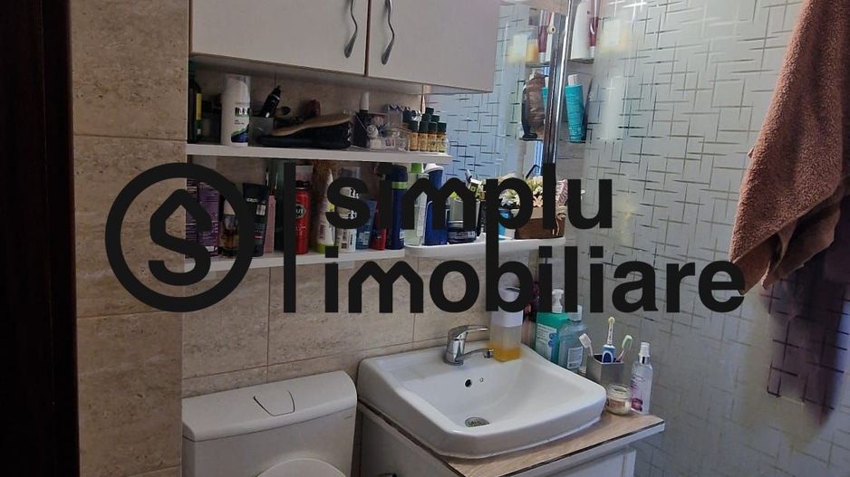 2 camere semidecomandate, etajul 2- Brazda lui Novac! - Poză 8