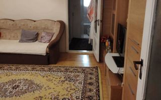Apartament 2 camere, Cetate, zona Sc. Gen. nr. 7 - Poză 4