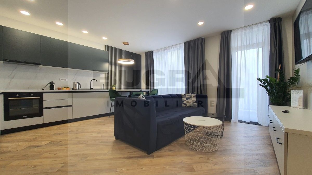 Apartament 2 camere - lux, parcare, zona Centrala - Poză 1