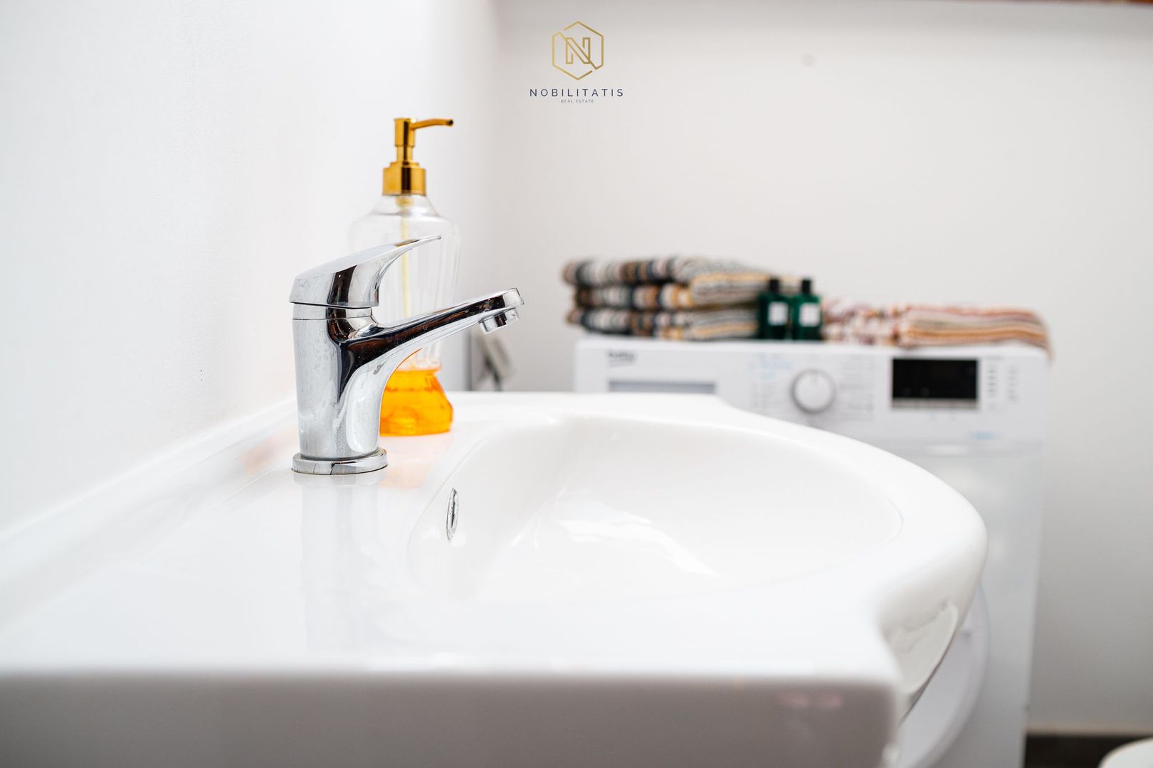 Oferta inchiriata-Apartament superb, central | Imobil Renovat integral + Terasa - Poză 21