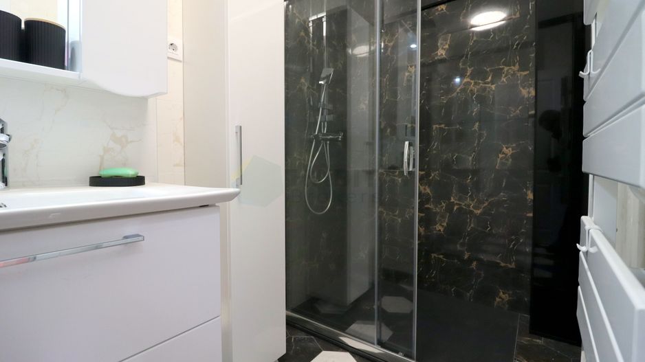 Spatios, cu terasa inchisa, vedere panoramica, bloc fara risc - Poză 11