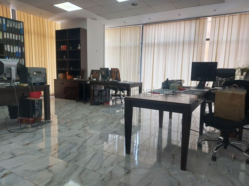 Spatiu comercial ultracentral ideal pentru birouri - Poză 3