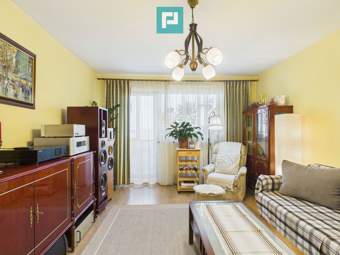 Apartament  5 camere si Garaj în Vlaicu - Poză 1