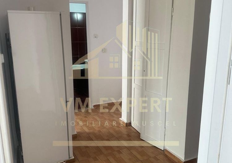 APARTAMENT 2 CAMERE ETAJ2 GRUI - Poză 3