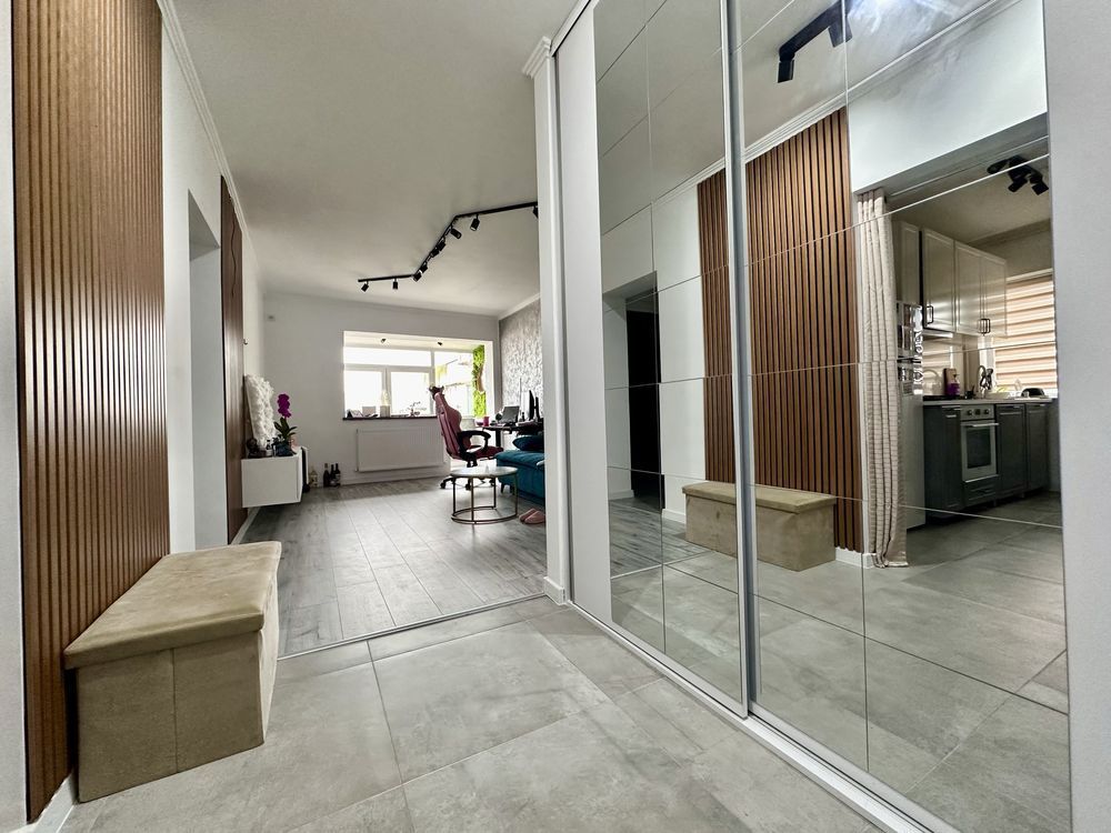 Aprtament doua camere Renovat/Finisat Modern - Decomandat - Ocazie - Poză 1