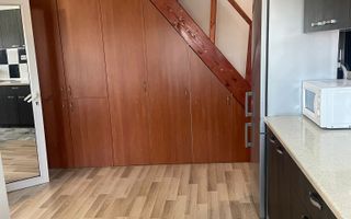 Apartament/mansardă 3 camere,Micro 17,utilat si mobilat - Poză 11