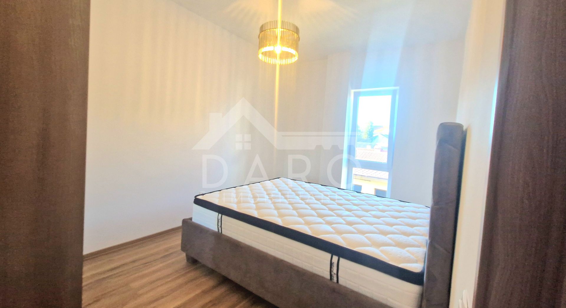 Apartament de inchiriat cu 3 camere , strada Papiu Ilarian - Poză 7