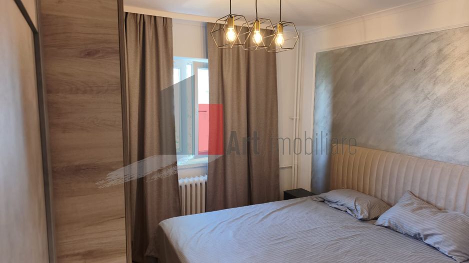 Vânzare apartament 2 camere decomandat Luică - Poză 2