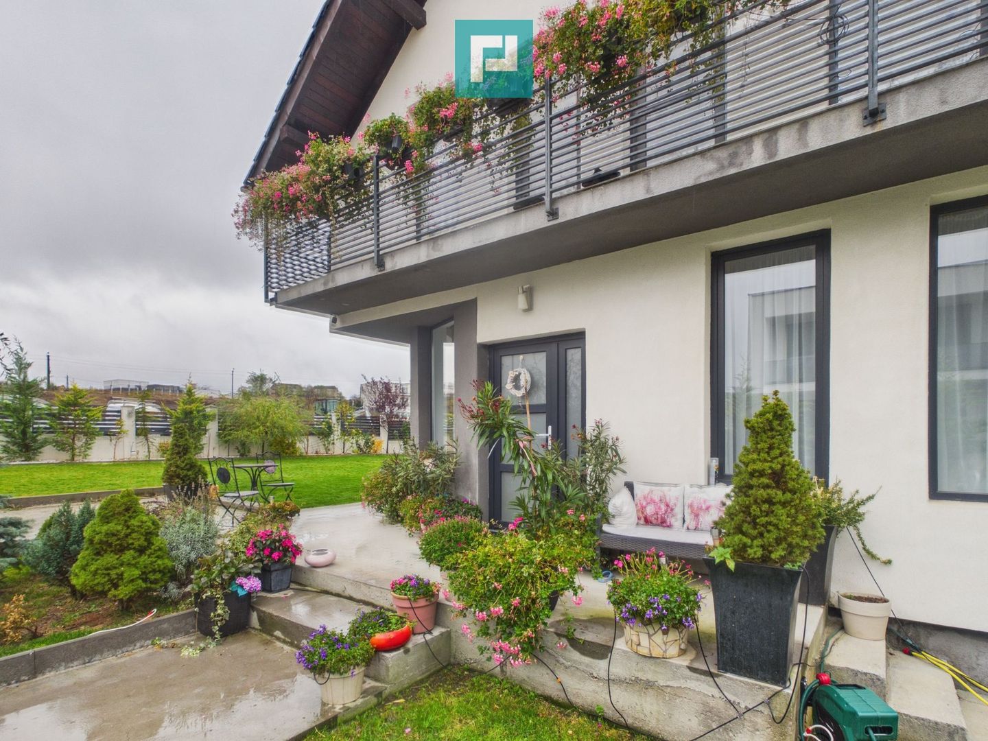 Casă 4 camere cu teren 450 mp pe Dealurile Oradei - Poză 7
