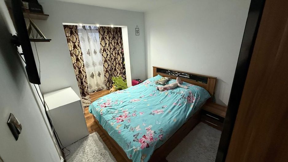 BRASADAS vinde ap 2 cam etaj 4/4 in Micro 15. - Poză 3