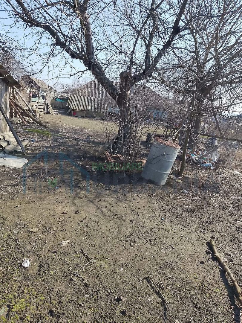 Casă bătrânească de vânzare în sat Alexandru cel Bun, comuna Vlădeni, județul Iași - Poză 4