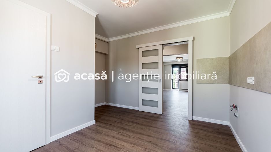 Apartament ultracentral cu 4 camere renovat recent Comision 0 - Poză 7