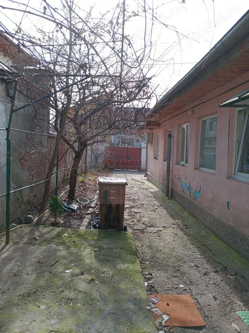 Vânzare 2 Case în Domenii – 246 mp Teren, Locație Excelentă - Poză 3