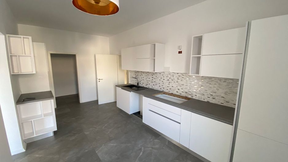 Casa individuala moderna in zona de Nord - Poză 7