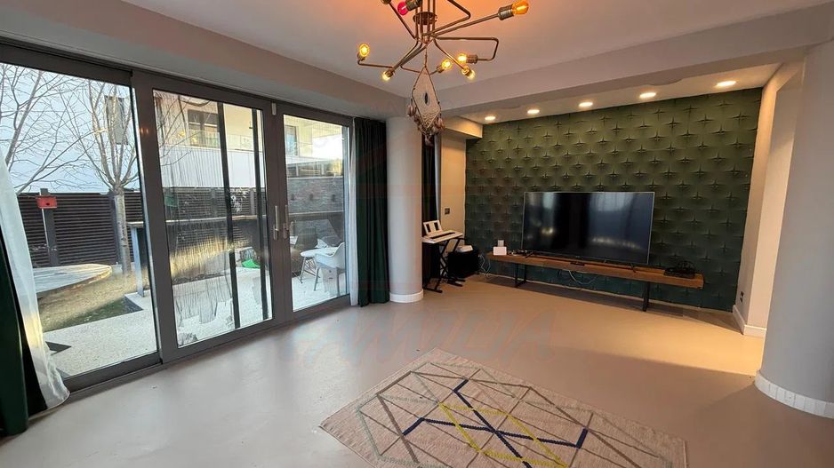 Vila mare in Pantelimon aproape de Lacul Pantelimon, la cheie - Poză 6