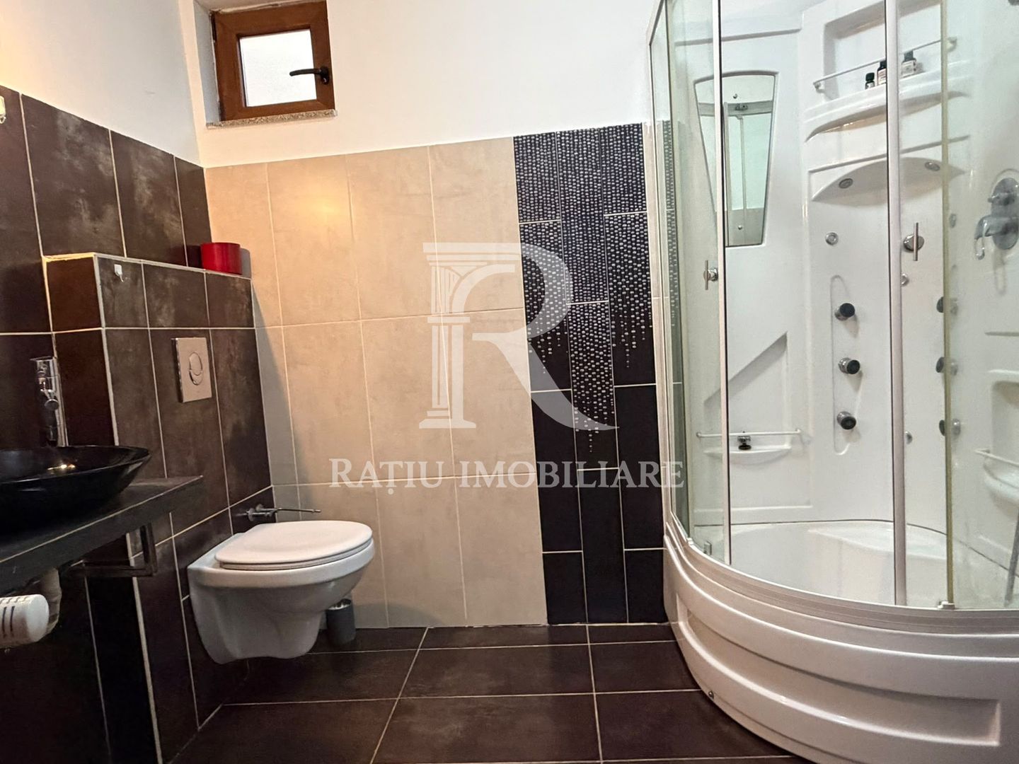 Apartament de LUX de închiriat | 3 Dormitoare | Locație CENTRALĂ - Poză 8