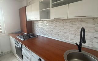 Apartament de inchiriat 3 camere, central Campina! - Poză 10