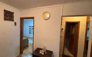 Apartament 3 camere 70 mp Parcul Sub Arini - Poză 12
