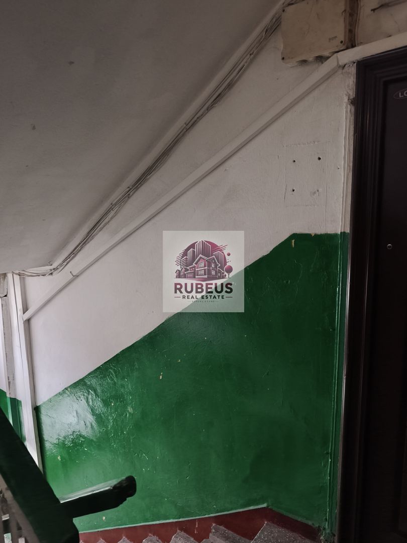 Mic la întreținere, bun la randament: apartament în Orșova - Poză 3