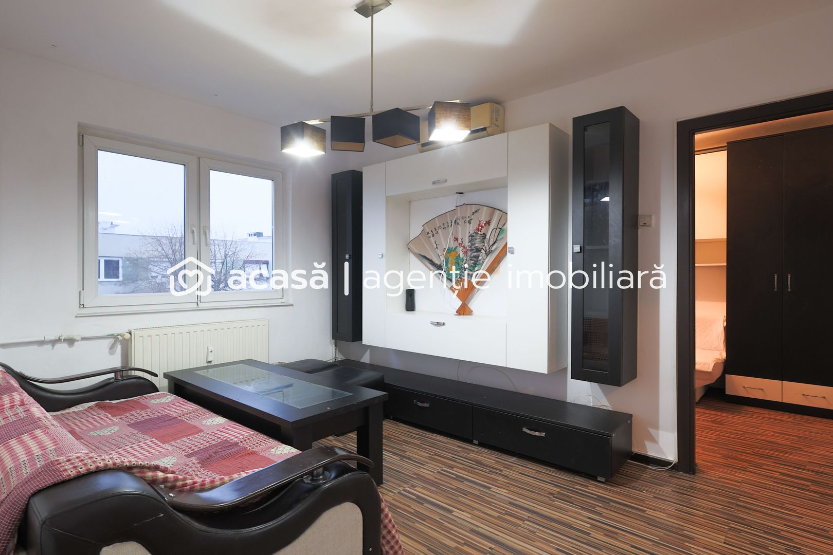 REZERVAT! Locuință accesibilă în centrul Aradului, lângă Kaufland. - Poză 2