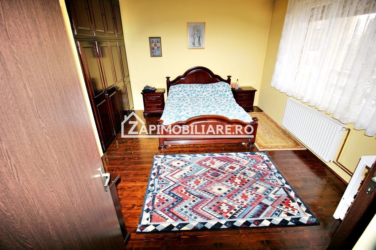 Casa 4 camere+spatiu comercial 420mp.6 bai,720mp teren - Poză 4