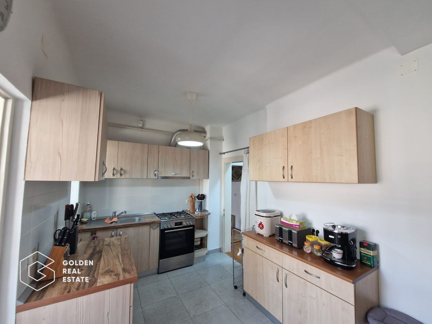 Apartament 3 camere, ultracentral, luminos si frumos amenajat - Poză 6