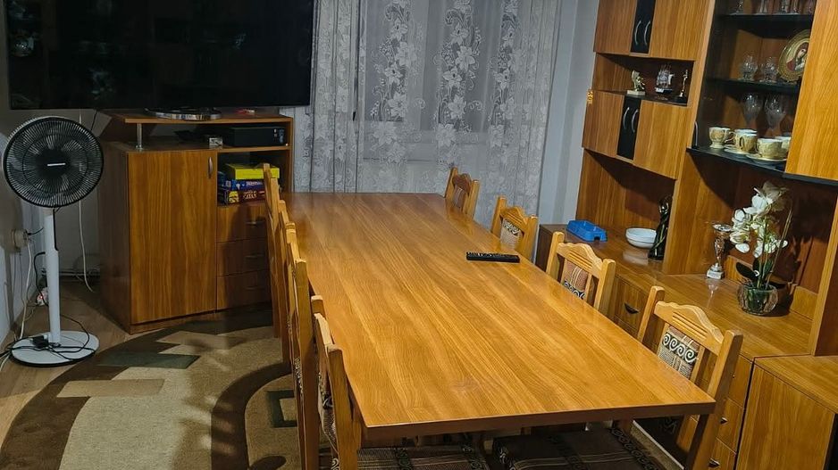 Apartament cu 4 camere, etaj 3, VASLUI zona CENTRU - DONICI; - Poză 2
