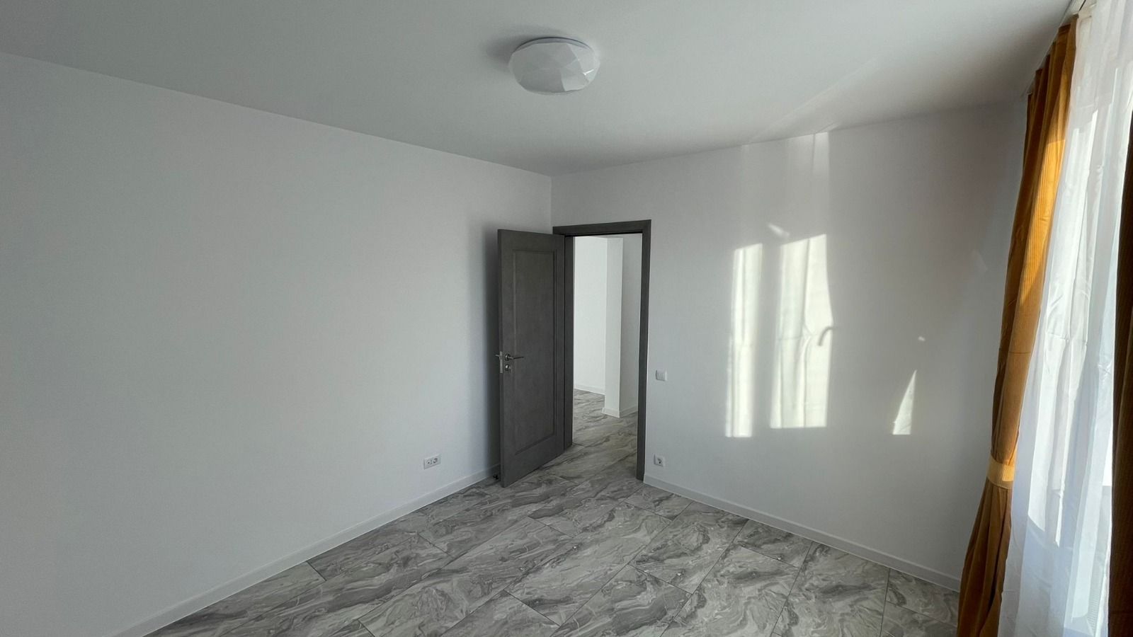 2 camere  Parc Moghioroș | Renovat(COMISION ZERO) - Poză 3