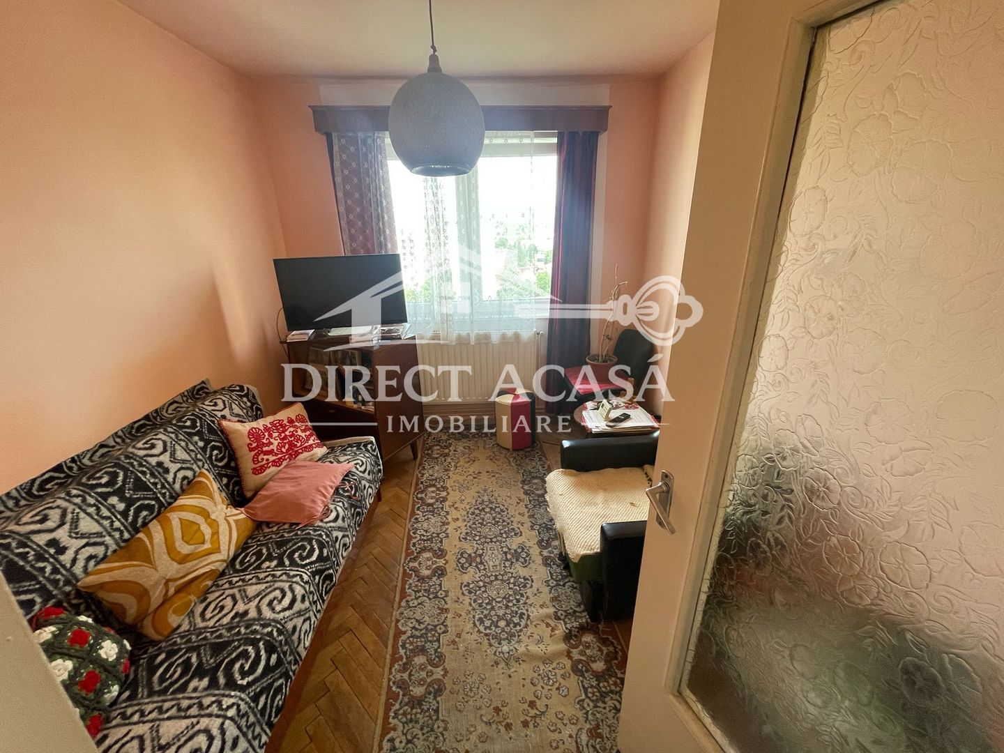 Apartament  cu 3 camere -Zona Dambu-B-dul 1848 - Poză 1
