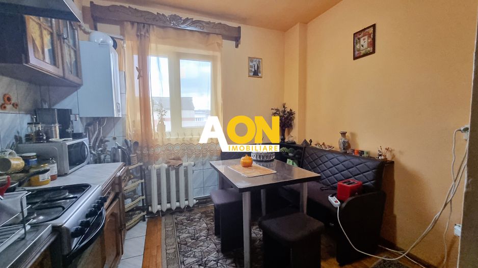 Apartament 3 camere, 2 bai, Cetate, zona Liceului Sportiv - Poză 5