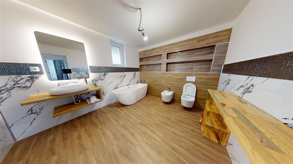 Casa tip duplex  Bavaria Stadt - curte proprie, incalzire pardoseala - Poză 4