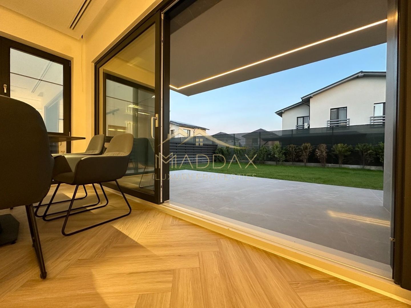 Vila individuala *432mp* + curte // 6 locuri Parcare / Pipera-Tunari - Poză 8