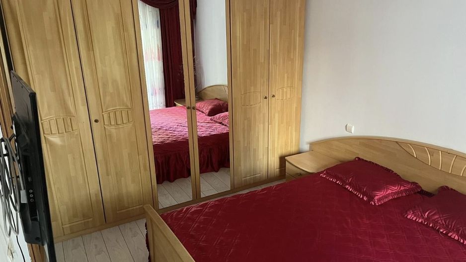 🏡 Apartament 3 camere de închiriat – spațios,luminos si bine amplasat - Poză 8