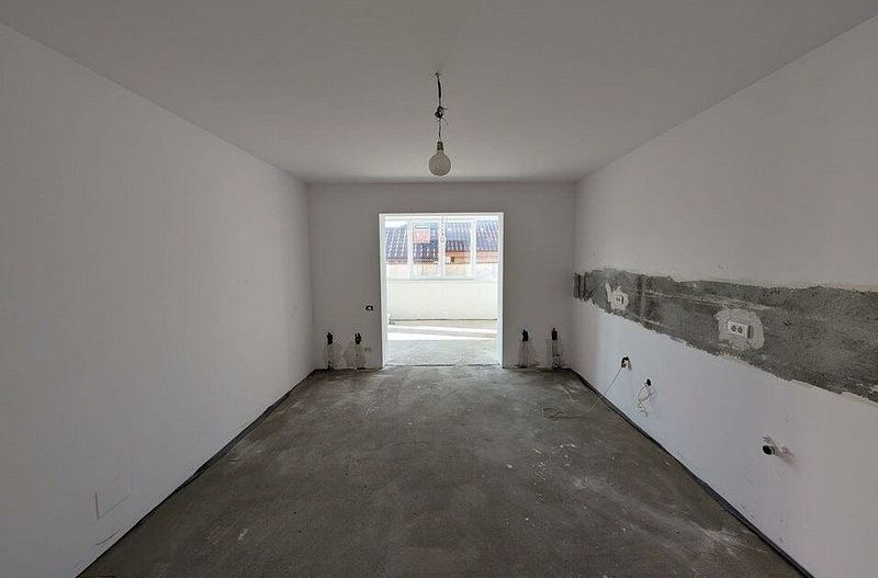 Casă Spațioasă 242 mp Utili și 600 mp Teren – Dragomirești-Deal - Poză 19