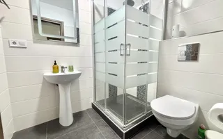 Apartament 3 camere | Parcare | Curte | Pet-Friendly | Ghimbav - Poză 13