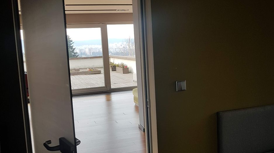 De inchiriat! Casă deosebita in Gruia, panorama spectaculoasa! - Poză 17