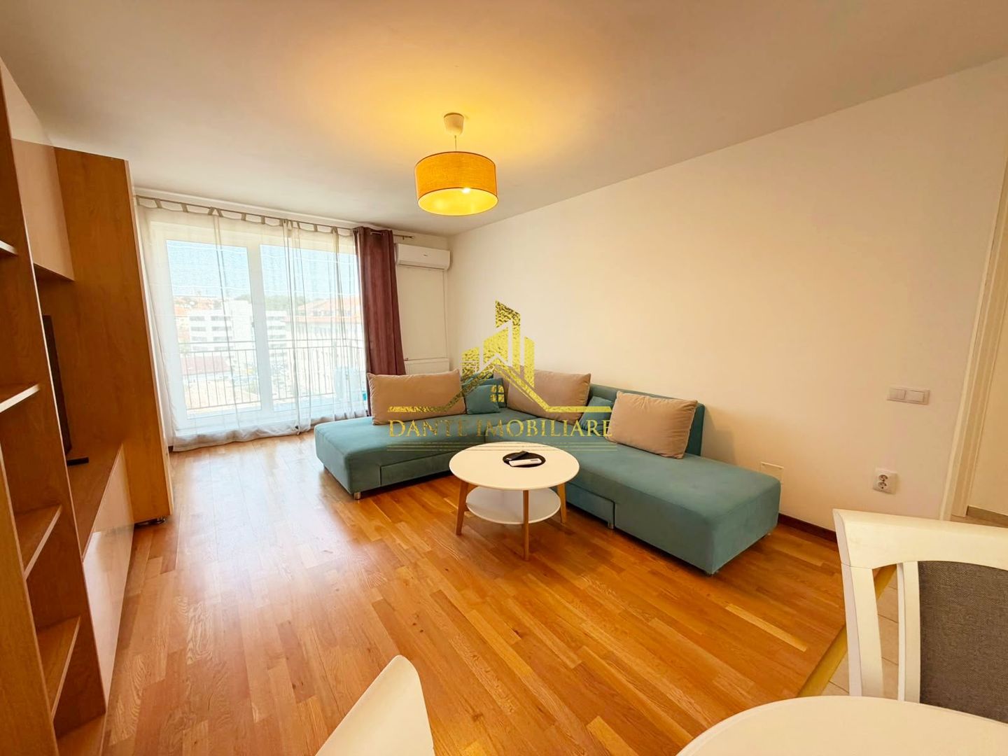 2 camere, modern, bloc nou, balcon, parcare, Centru, str Traian - Poză 3
