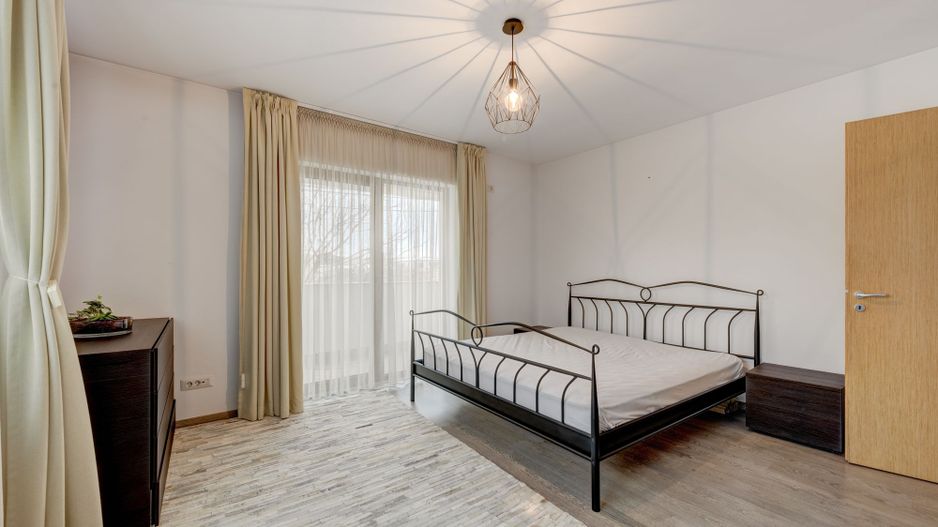 Vila de vanzare in Otopeni-central, zona linistita-Comision 0% - Poză 17