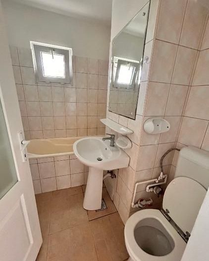 Garsonieră spațioasă, open space, balcon mare, Dorobanți – 3 min ASE - Poză 6