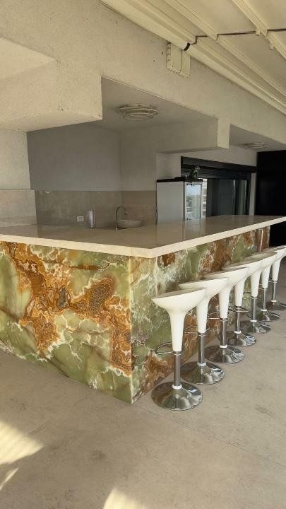 Penthouse | 5 camere | Vedere superba lac | Piscina exterioară - Poză 4