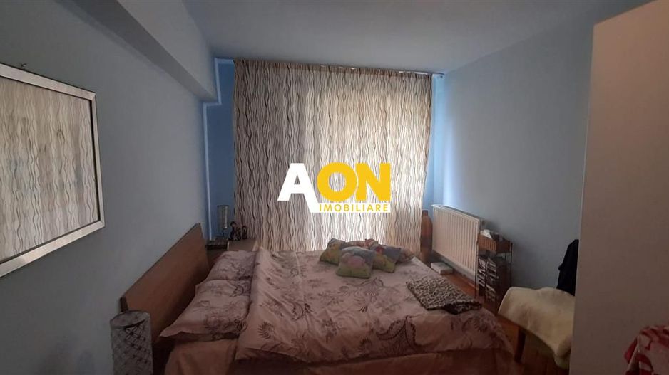 Apartament 3 camere cu scara interioara zona ultracentrala - Poză 11