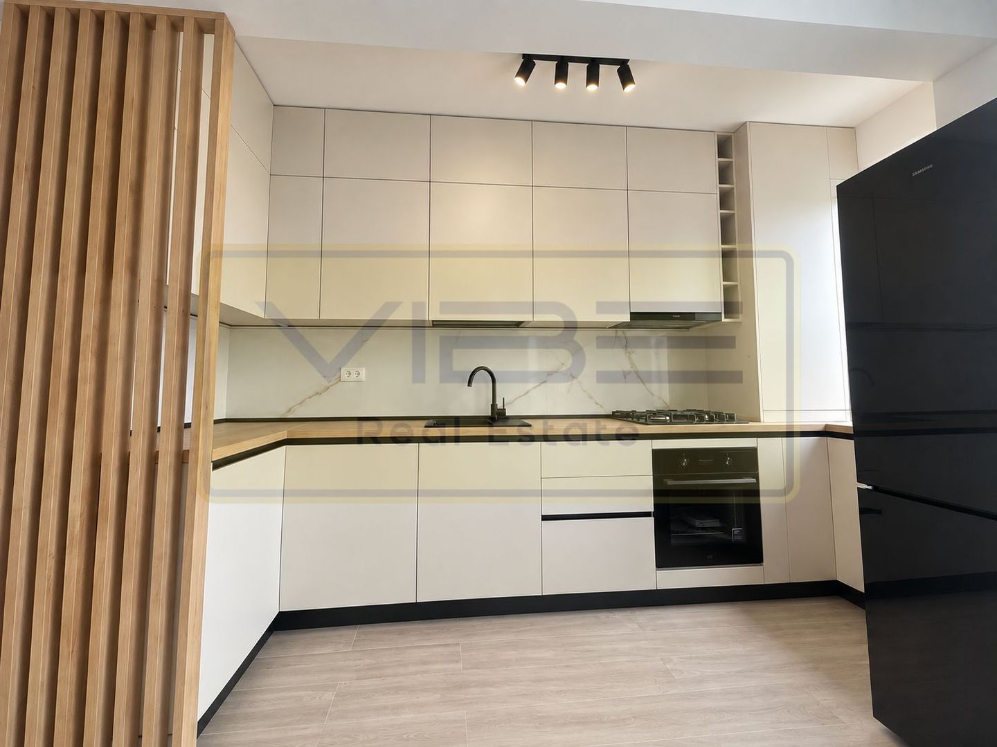 Lunca Cetatuii-Capat Cug/ Visoianu- Modern- Nou - Poză 7