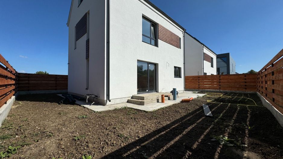 Vila Otopeni 4 camere, Mansarda, ECO, 0% COMISION - Poză 2