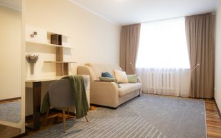 Chirie, apartament, 3 camere, str. Mihail Kogălniceanu, Centru - Poză 1