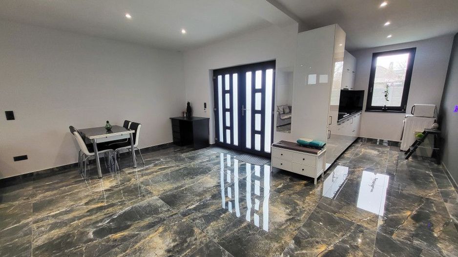 Agigea - Casa  deosebita cu piscina, mobilata si utilata complet. - Poză 42